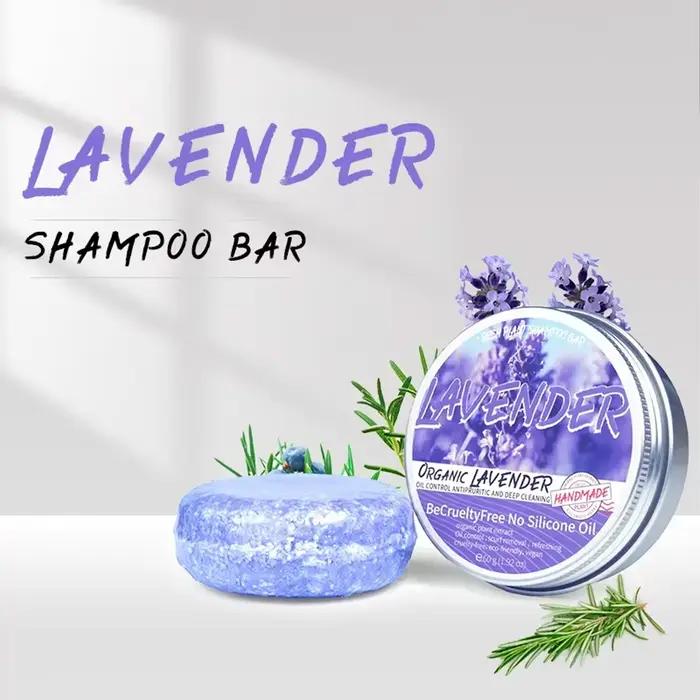 Le shampoing à la lavande est rafraîchissant, régulateur de sébum et lissant pour les cheveux, résol