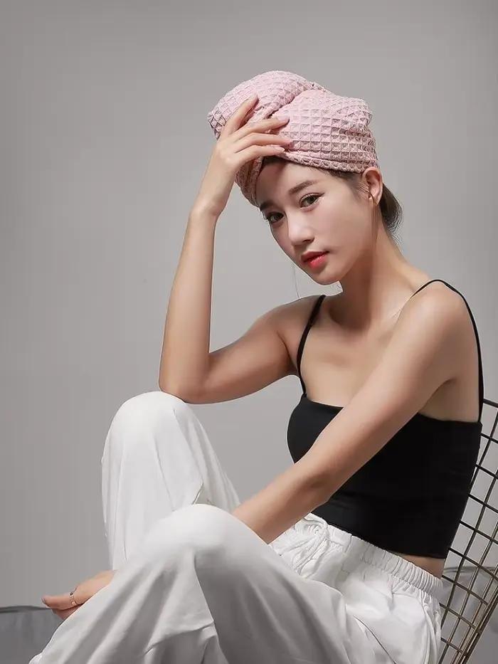 Serviette à cheveux rose gaufrée super absorbante