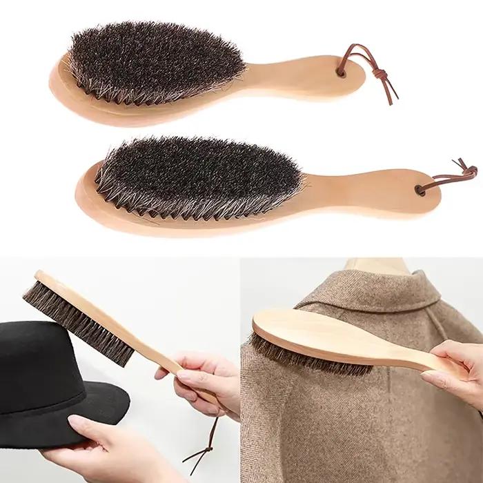 Brosse en crin de cheval doux avec manche en bois