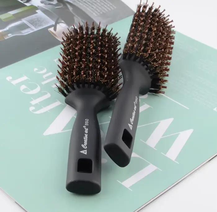 Brosse à cheveux démêlante noire