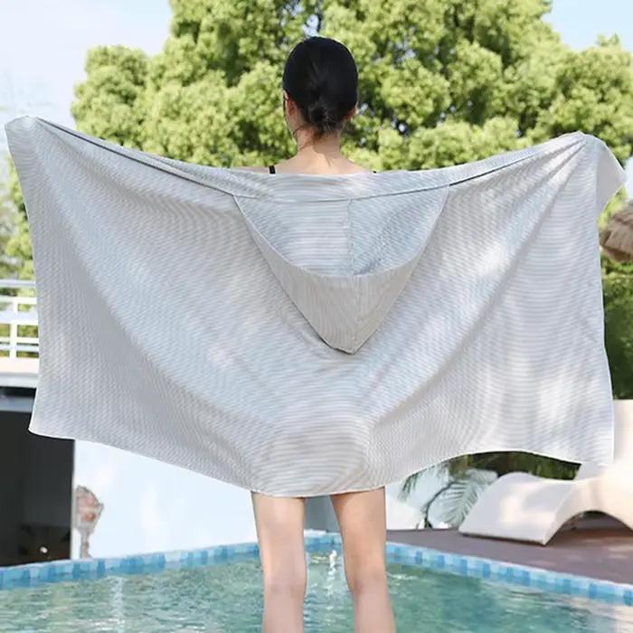 Serviette à capuche en microcarence portable pour adultes