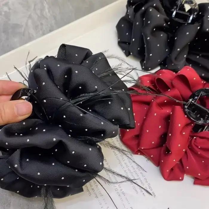 Pince à cheveux à la mode, design Unique, accessoire en strass, griffe de requin élégante, nœud papillon, accessoire pour cheveux pour femmes, pince à cheveux