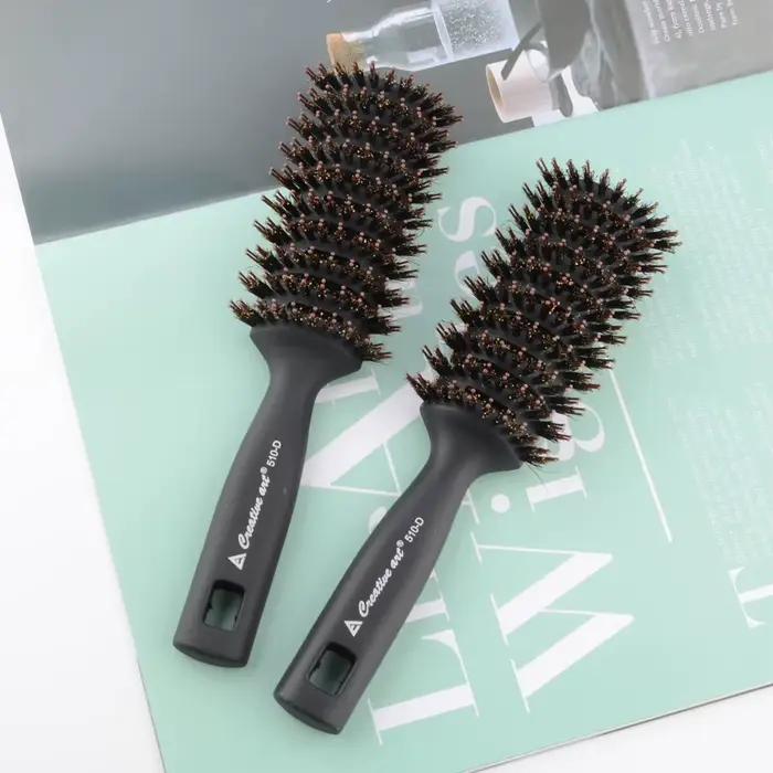 Brosse à cheveux démêlante noire