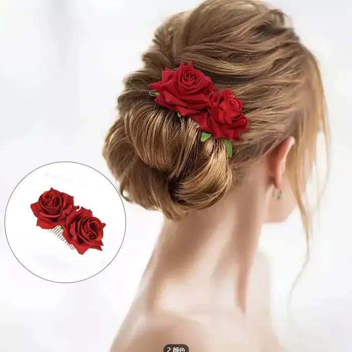 Coiffure Rose rétro rouge avec peigne à Double fleur