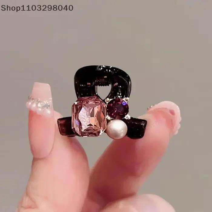 Pince requin élégante pour femme avec strass – Accessoire cheveux élégant