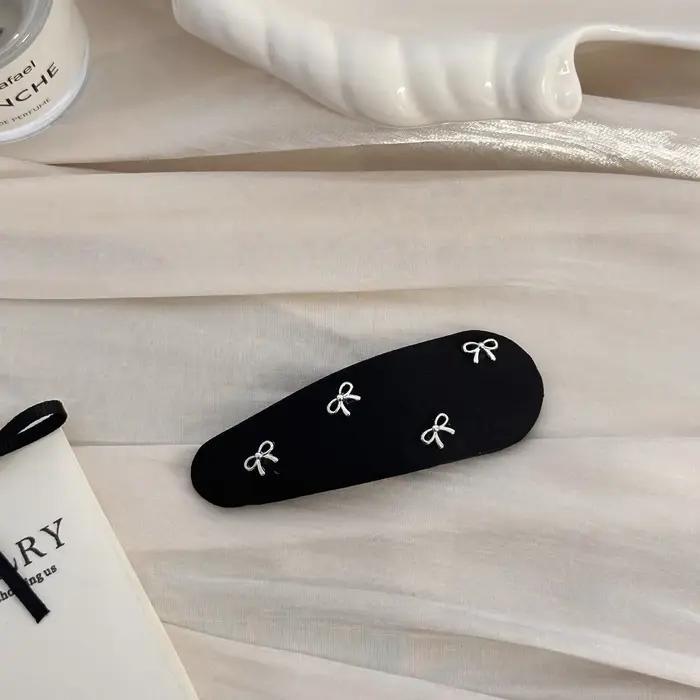Accessoires pour femmes et filles : Nœuds pour cheveux, barrettes, coiffes coréennes, design vintage