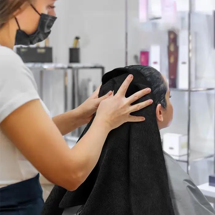 Serviette de séchage de cheveux en microfibre noire