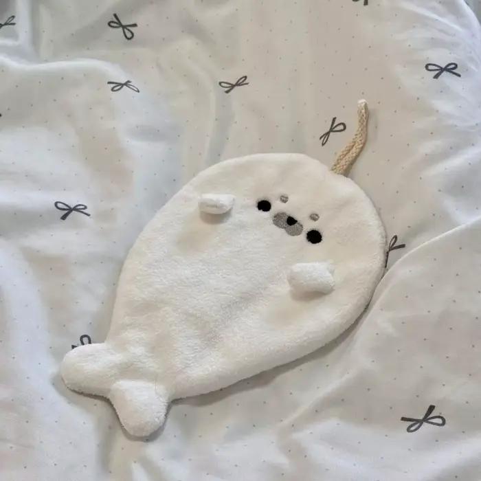 Serviette de séchage rapide pour cheveux en polaire corail, motif bébé phoque de dessin animé, ultra-épaisse et super absorbante