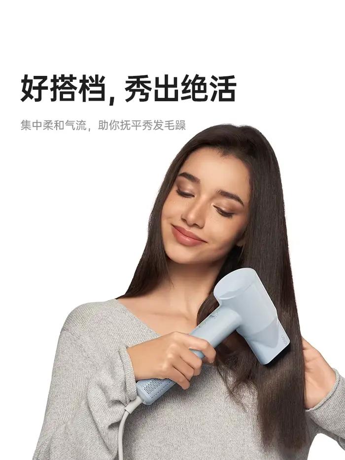 Sèche-cheveux Laifen SE Lite avec accessoire de buse lisse à clipser de même couleur