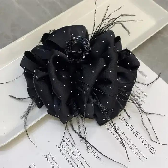 Pince à cheveux à la mode, design Unique, accessoire en strass, griffe de requin élégante, nœud papillon, accessoire pour cheveux pour femmes, pince à cheveux